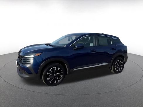 Used 2025 Nissan Kicks SV image 8