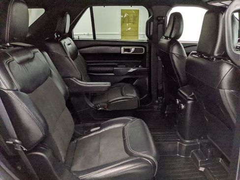 Certified 2022 Ford Explorer ST image 26