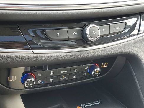 Used 2022 Buick Enclave Avenir w/ Trailering Package, 5000 lbs. AWD/4WD image 30