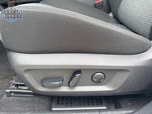 Used 2023 Nissan Rogue SV AWD/4WD image 21