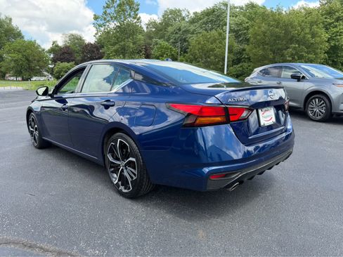 Used 2024 Nissan Altima 2.5 SR FWD image 5
