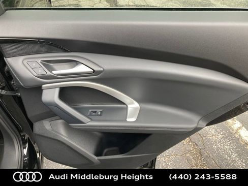 Used 2025 Audi Q5 Premium Plus w/ Premium Plus image 25