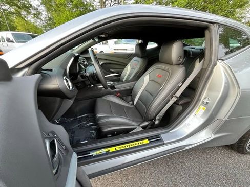 Used 2023 Chevrolet Camaro SS image 16