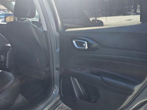 Used 2022 Jeep Compass Trailhawk w/ Trailhawk Convenience Group image 11