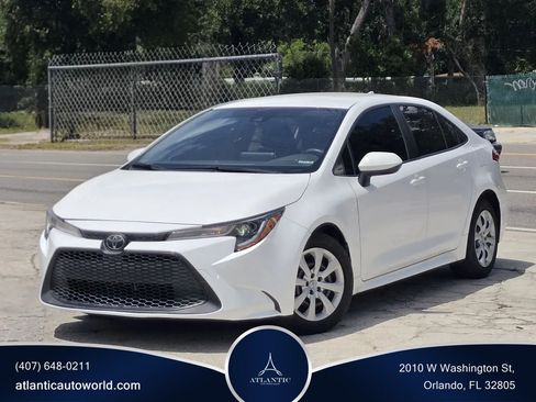 Used 2021 Toyota Corolla LE FWD image 1
