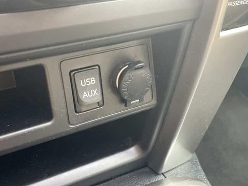 Used 2016 Toyota 4Runner SR5 Premium RWD image 32
