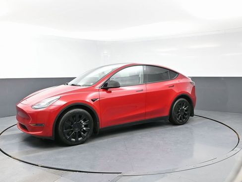 Used 2023 Tesla Model Y Long Range image 6