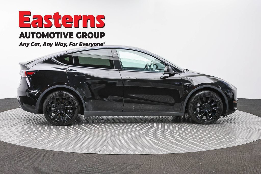 Used 2021 Tesla Model Y Long Range AWD/4WD image 4