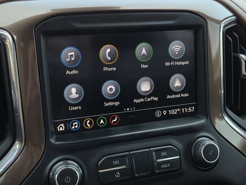 Used 2022 Chevrolet Silverado 1500 High Country w/ Technology Package AWD/4WD image 12