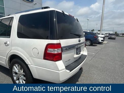 Used 2017 Ford Expedition Limited w/ Equipment Group 301A AWD/4WD image 16