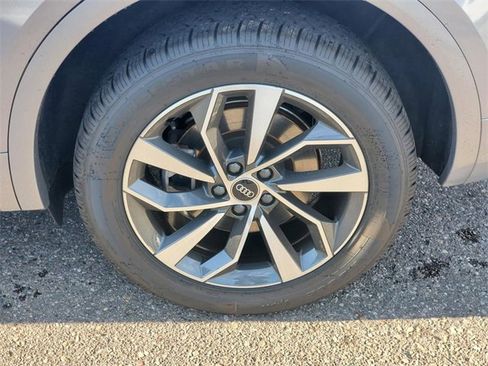 Used 2023 Audi Q5 2.0T Premium Plus image 7