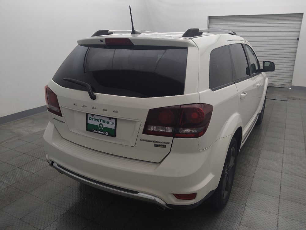 Used 2019 Dodge Journey Crossroad FWD image 7