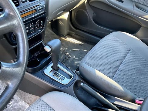 Used 2004 Nissan Sentra S FWD image 16