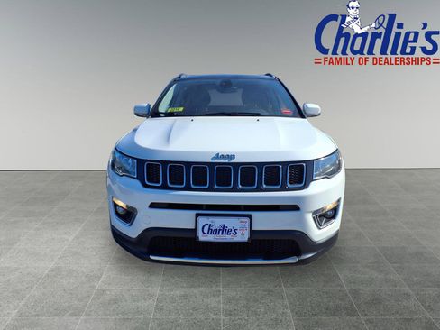 Used 2018 Jeep Compass Limited w/ Navigation Group image 2