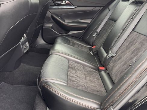 Used 2021 Nissan Maxima SR w/ Sport Mat Group image 11
