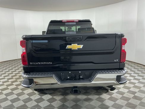 New 2026 Chevrolet Silverado 2500 LT w/ Convenience Package AWD/4WD image 9