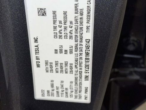 Used 2022 Tesla Model 3 Long Range AWD/4WD image 28