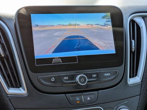 Used 2024 Chevrolet Malibu LT image 24