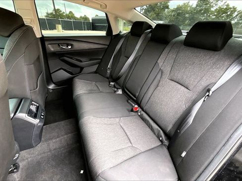 Used 2025 Honda Accord SE image 21