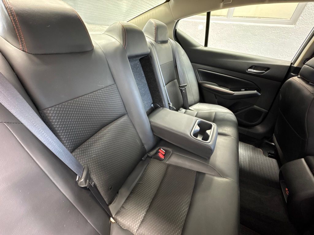 Used 2024 Nissan Altima 2.5 SR FWD image 23