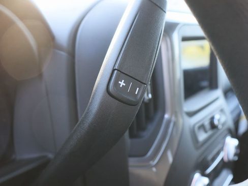 New 2026 GMC Sierra 2500 Pro w/ Convenience Package image 9