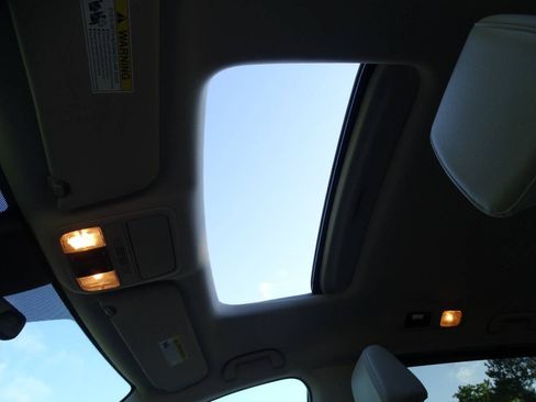 Used 2025 Honda Odyssey EX-L image 11
