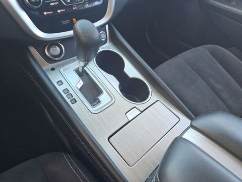 Used 2017 Nissan Murano S w/ Navigation Package image 14