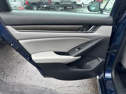 Used 2020 Honda Accord EX-L image 17