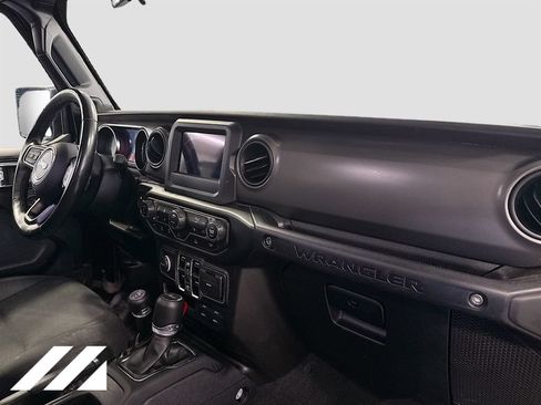 Used 2022 Jeep Wrangler Unlimited Sport AWD/4WD image 28