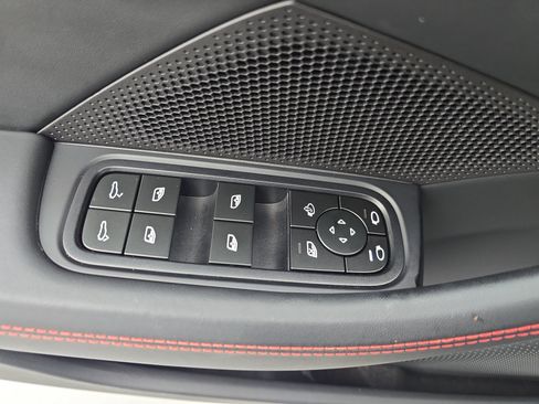 Certified 2025 Porsche Panamera 4 AWD/4WD image 30
