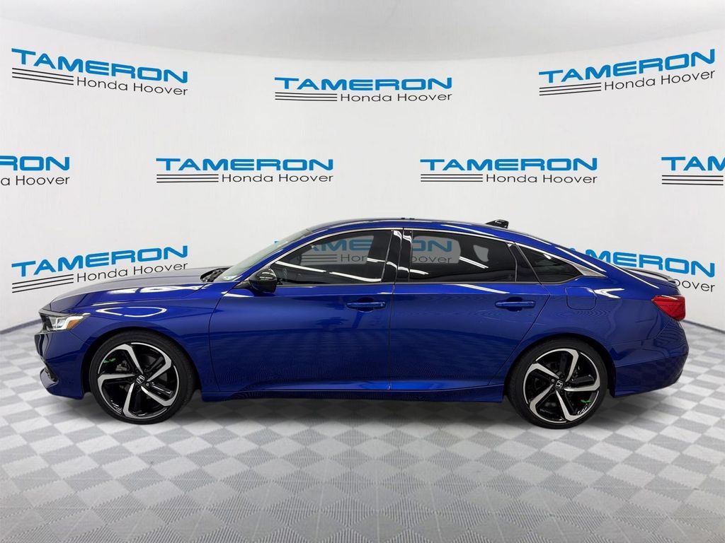 Used 2022 Honda Accord Sport image 2