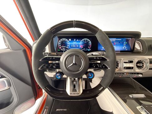 Used 2025 Mercedes-Benz G 63 AMG 4MATIC image 10
