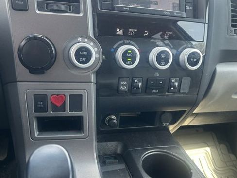 Used 2016 Toyota Sequoia SR5 w/ Premium Package image 17