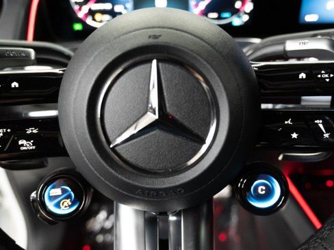 Certified 2026 Mercedes-Benz GLB 35 AMG 4MATIC image 22