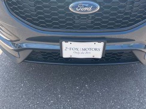 Certified 2024 Ford Edge ST-Line AWD/4WD image 2