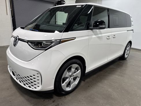 New 2025 Volkswagen ID. Buzz Pro S image 6