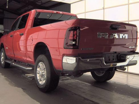 Used 2026 RAM 2500 Big Horn AWD/4WD image 6