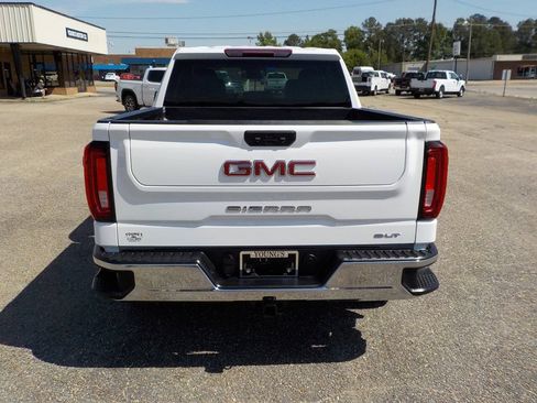 Used 2025 GMC Sierra 1500 SLT AWD/4WD image 4