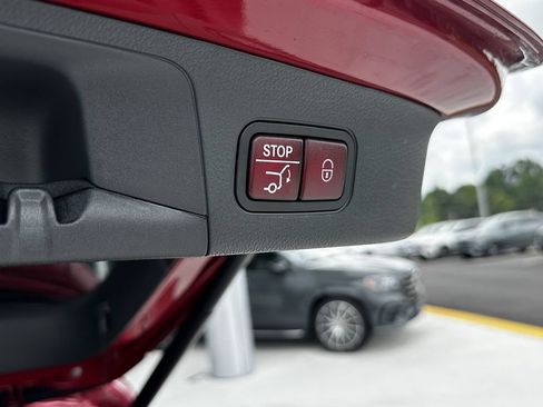 Certified 2025 Mercedes-Benz GLA 250 image 22