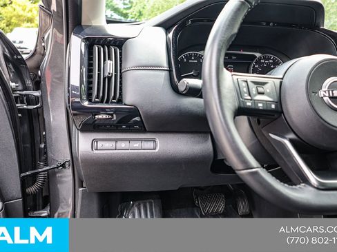 Used 2025 Nissan Pathfinder SV AWD/4WD image 22