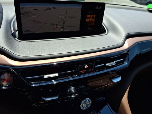 Certified 2024 Acura MDX SH-AWD w/ Technology Package image 18