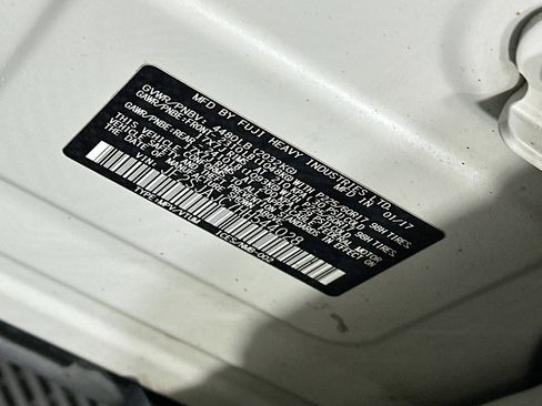 Used 2017 Subaru Forester 2.5i Limited image 12