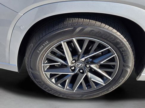 Used 2025 Lexus TX 350 AWD w/ Technology Package image 9