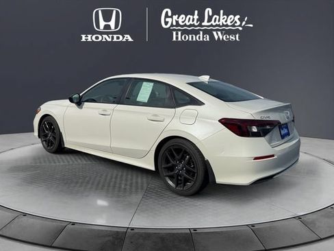 Used 2025 Honda Civic Sport image 3