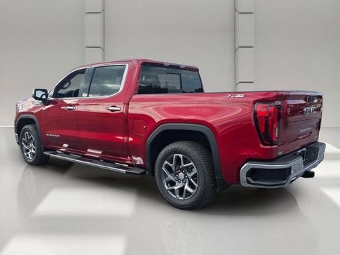 New 2026 GMC Sierra 1500 SLT AWD/4WD image 3
