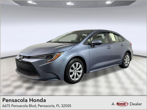 Used 2022 Toyota Corolla LE FWD image 1