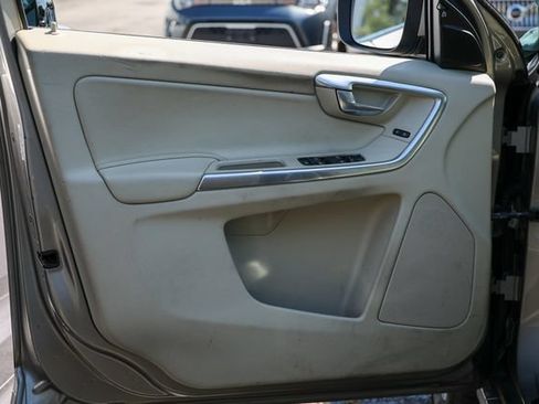 Used 2015 Volvo XC60 T6 Platinum AWD/4WD image 4