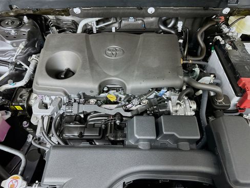 Used 2025 Toyota RAV4 XLE w/ Convenience Package FWD image 35