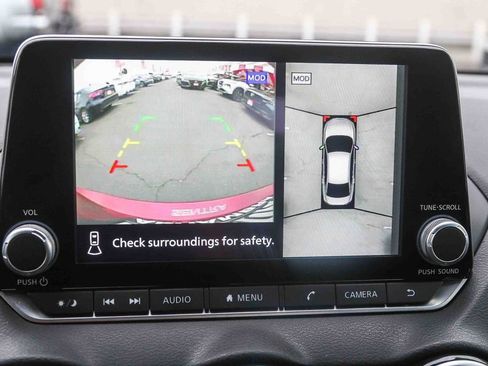 Certified 2024 Nissan Sentra SR w/ SR Premium Package image 25