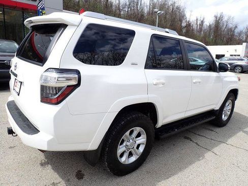 Certified 2018 Toyota 4Runner SR5 Premium image 4